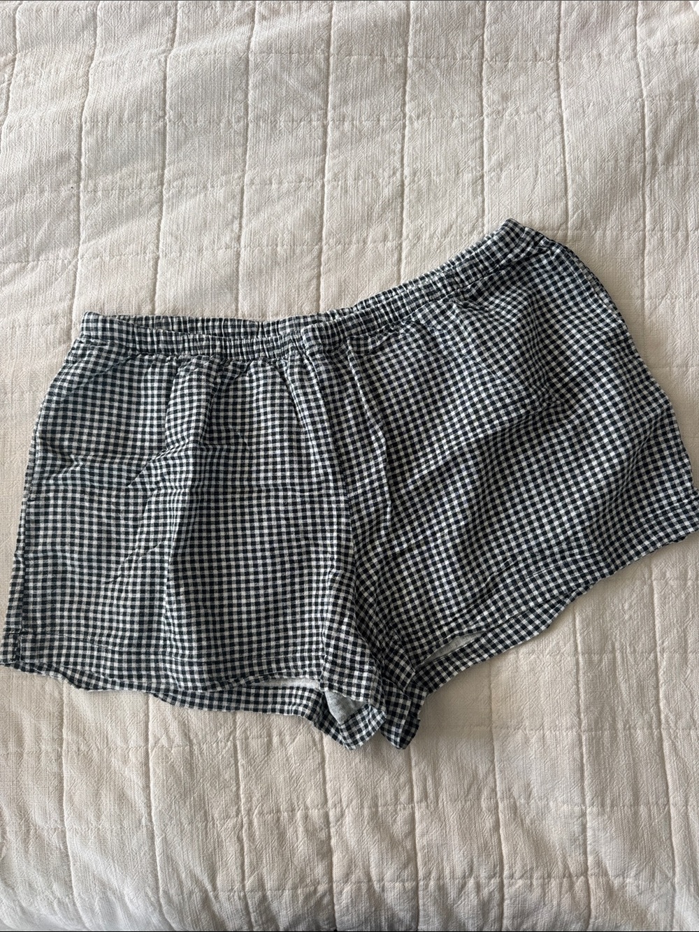 Black and White Gingham Women’s Linen Drawstring Waist Shorts